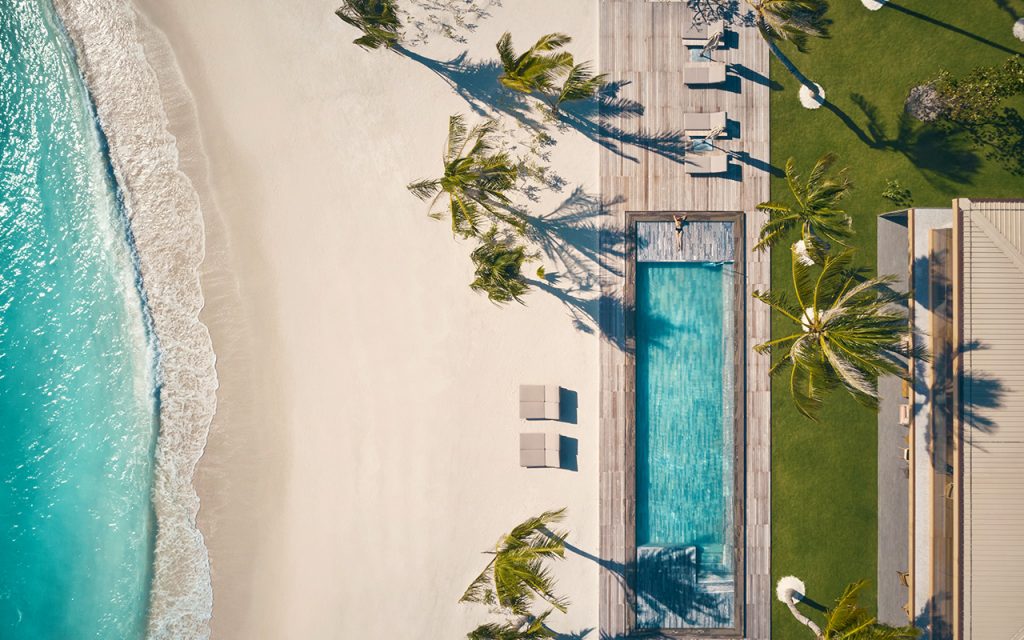  Patina Maldives, Fari Islands Swimming pool