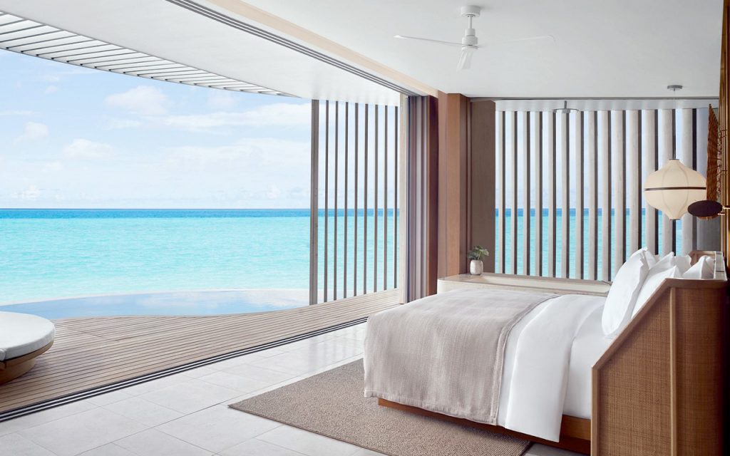 The Ritz-Carlton Maldives, Fari Islands Hotel room 